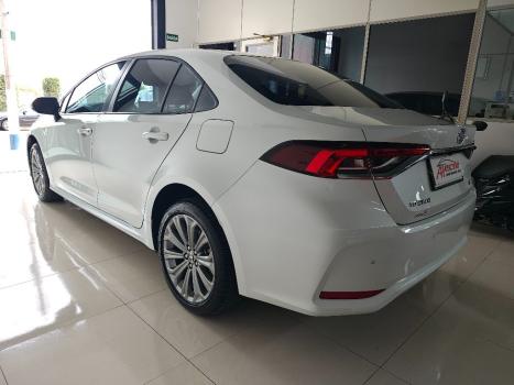 TOYOTA Corolla 2.0 16V 4P FLEX XEI DIRECT SHIFT AUTOMTICO CVT, Foto 8