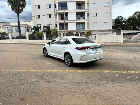 TOYOTA Corolla 2.0 16V 4P FLEX XEI DIRECT SHIFT AUTOM�TICO CVT, Foto 3