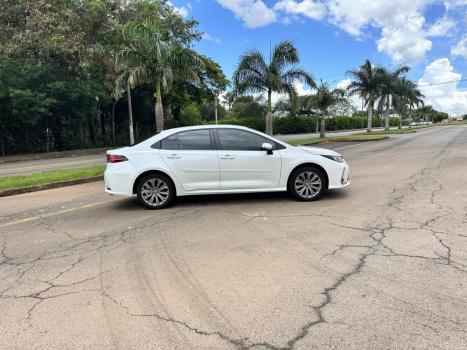 TOYOTA Corolla 2.0 16V 4P FLEX XEI DIRECT SHIFT AUTOM�TICO CVT, Foto 4