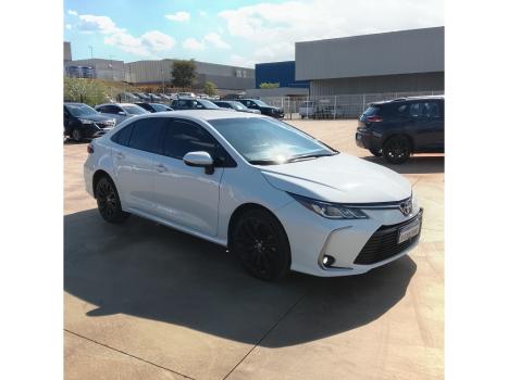 TOYOTA Corolla 2.0 16V 4P FLEX XEI DIRECT SHIFT AUTOM�TICO CVT, Foto 3