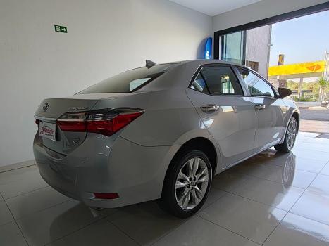 TOYOTA Corolla 2.0 16V 4P FLEX XEI DIRECT SHIFT AUTOM�TICO CVT, Foto 9