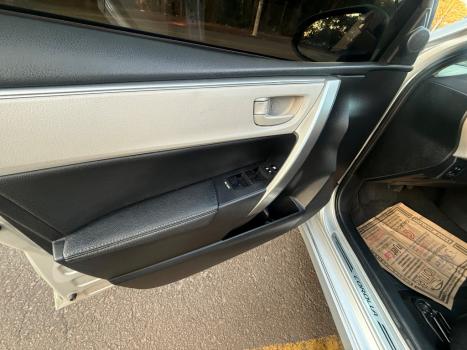 TOYOTA Corolla 2.0 16V 4P FLEX XEI DIRECT SHIFT AUTOM�TICO CVT, Foto 17