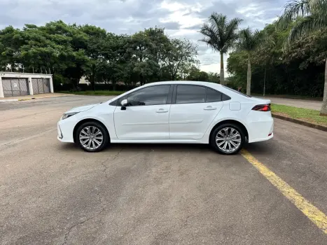 TOYOTA Corolla 2.0 16V 4P FLEX XEI DIRECT SHIFT AUTOM�TICO CVT, Foto 3