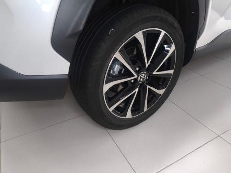 TOYOTA Corolla Cross 2.0 16V 4P FLEX VVT-IE XRE DIRECT SHIFT AUTOM�TICO CVT, Foto 13