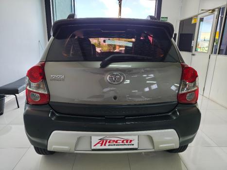 TOYOTA Etios Cross 1.5 16V 4P, Foto 10