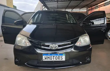 TOYOTA Etios Hatch 1.3 16V 4P FLEX X, Foto 2