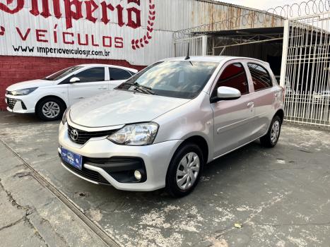 TOYOTA Etios Hatch 1.3 16V 4P FLEX X, Foto 3