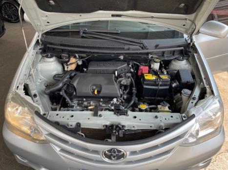 TOYOTA Etios Hatch 1.3 16V 4P FLEX XS, Foto 12