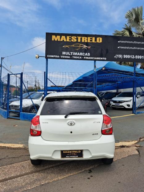 TOYOTA Etios Hatch 1.3 16V 4P FLEX X AUTOMTICO, Foto 5