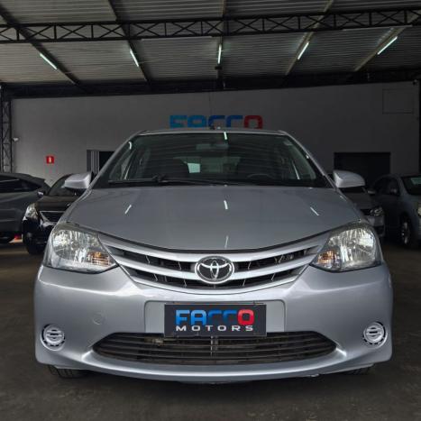 TOYOTA Etios Hatch 1.3 16V 4P FLEX X, Foto 5