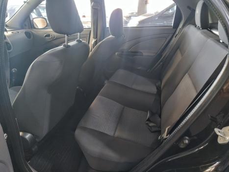 TOYOTA Etios Hatch 1.3 16V 4P FLEX XS, Foto 7