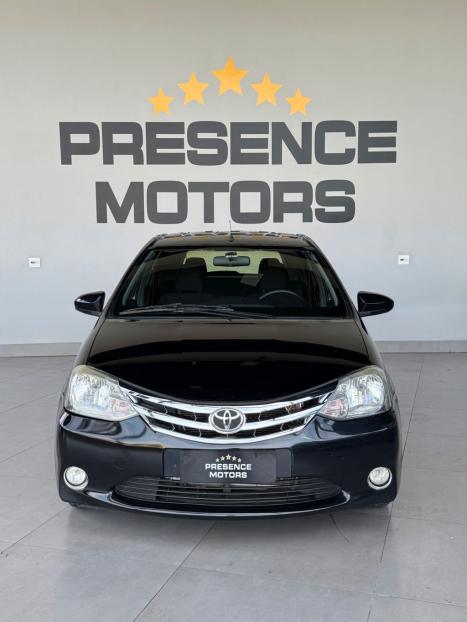 TOYOTA Etios Hatch 1.3 16V 4P FLEX EX, Foto 2