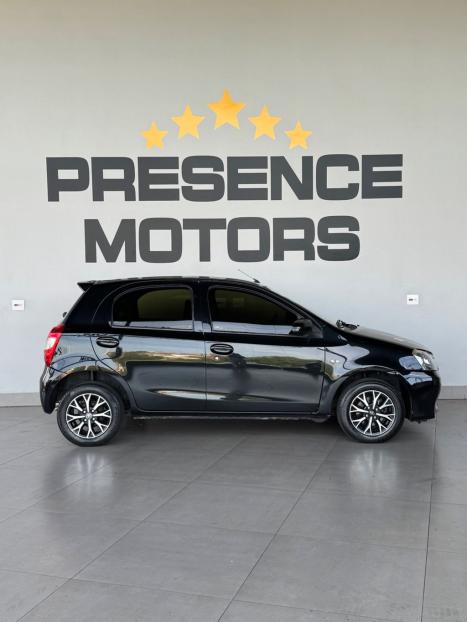 TOYOTA Etios Hatch 1.3 16V 4P FLEX EX, Foto 3