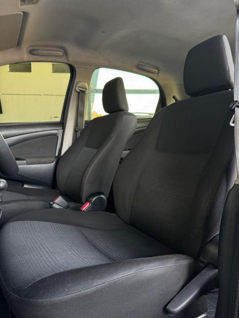 TOYOTA Etios Hatch 1.3 16V 4P FLEX EX, Foto 7