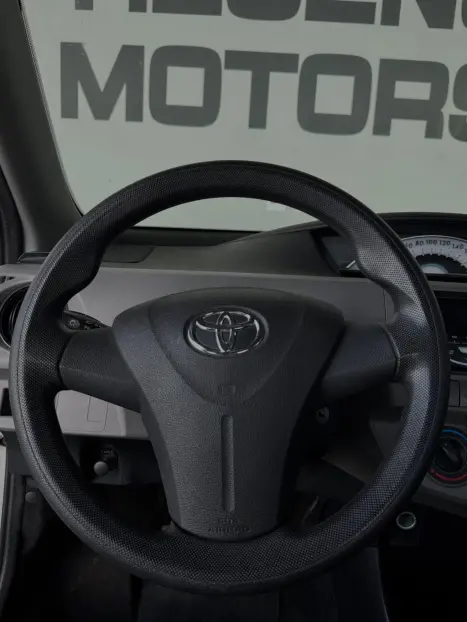 TOYOTA Etios Hatch 1.3 16V 4P FLEX, Foto 6