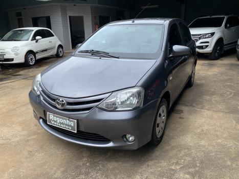 TOYOTA Etios Hatch 1.3 16V 4P FLEX X, Foto 1