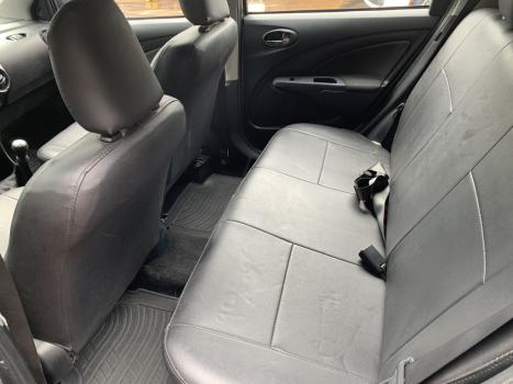 TOYOTA Etios Hatch 1.3 16V 4P FLEX X, Foto 8