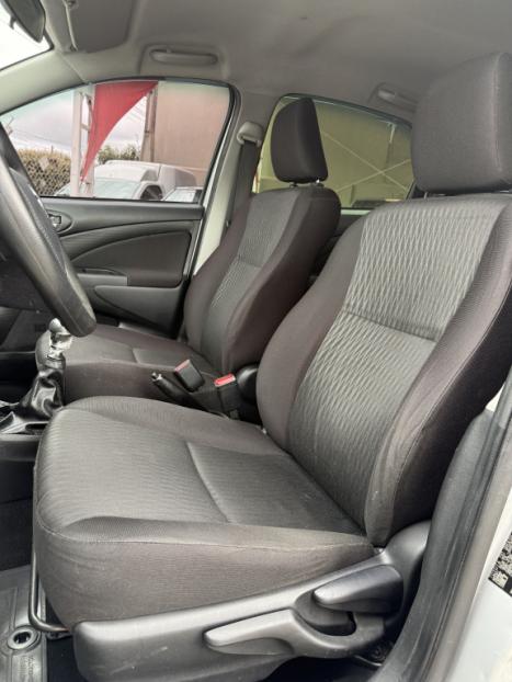 TOYOTA Etios Hatch 1.3 16V 4P FLEX X, Foto 9