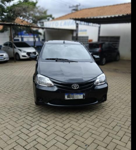 TOYOTA Etios Hatch 1.3 16V 4P FLEX X, Foto 3