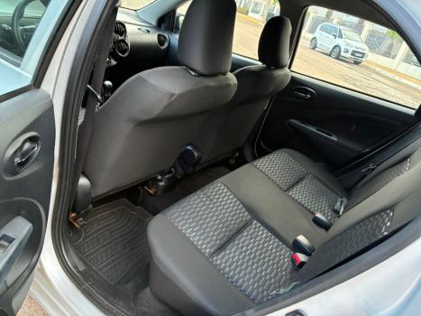 TOYOTA Etios Hatch 1.3 16V 4P FLEX X, Foto 8