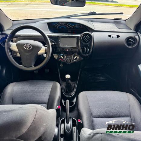 TOYOTA Etios Hatch 1.3 16V 4P FLEX, Foto 17