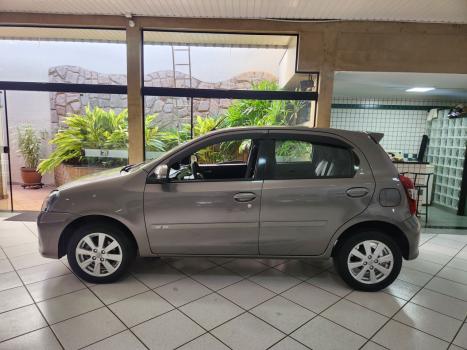 TOYOTA Etios Hatch 1.5 16V 4P FLEX X PLUS AUTOM�TICO, Foto 4