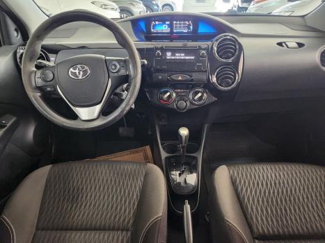 TOYOTA Etios Hatch 1.5 16V 4P FLEX X PLUS AUTOM�TICO, Foto 6