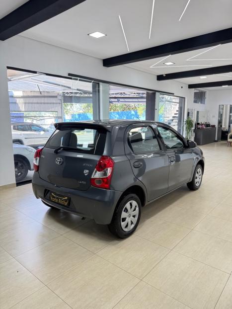 TOYOTA Etios Hatch 1.5 16V 4P FLEX XS, Foto 9
