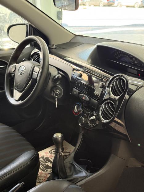 TOYOTA Etios Hatch 1.5 16V 4P FLEX XS, Foto 14