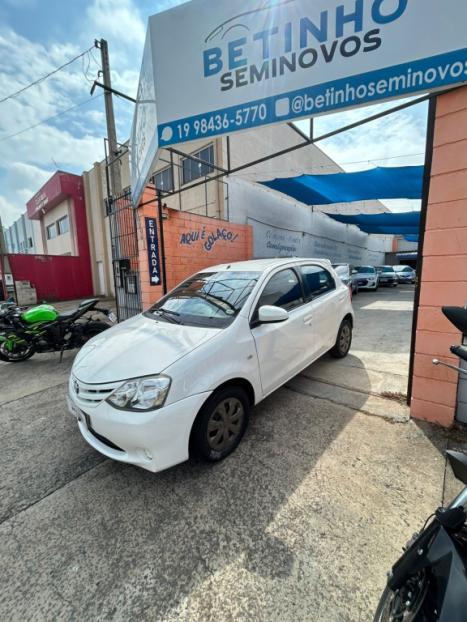 TOYOTA Etios Hatch 1.5 16V 4P FLEX XS, Foto 3