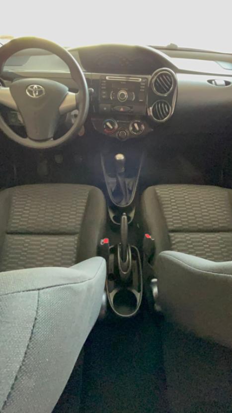 TOYOTA Etios Hatch 1.5 16V 4P FLEX XS, Foto 6