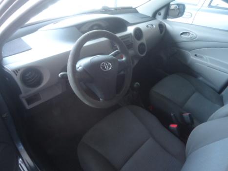 TOYOTA Etios Hatch 1.3 16V 4P FLEX X, Foto 3
