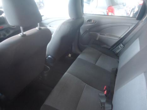 TOYOTA Etios Hatch 1.3 16V 4P FLEX X, Foto 4