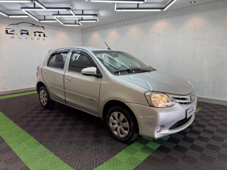 TOYOTA Etios Hatch 1.3 16V 4P FLEX X, Foto 1