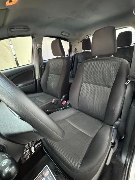 TOYOTA Etios Hatch 1.3 16V 4P FLEX X, Foto 9