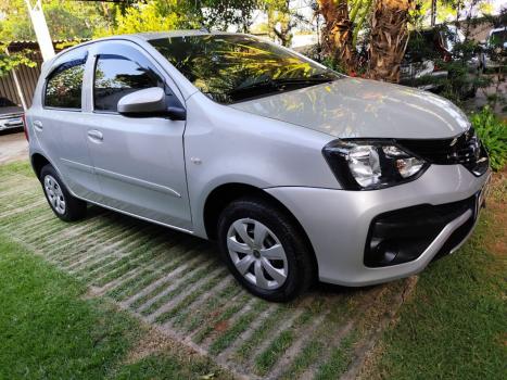 TOYOTA Etios Hatch 1.3 16V 4P FLEX X, Foto 6
