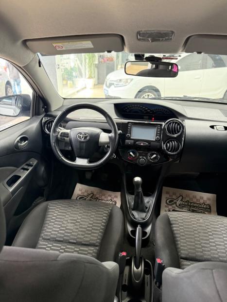 TOYOTA Etios Hatch 1.5 16V 4P FLEX XLS, Foto 11
