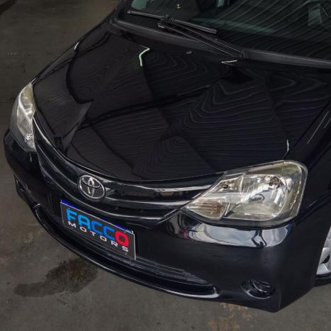 TOYOTA Etios Hatch 1.3 16V 4P FLEX X, Foto 2