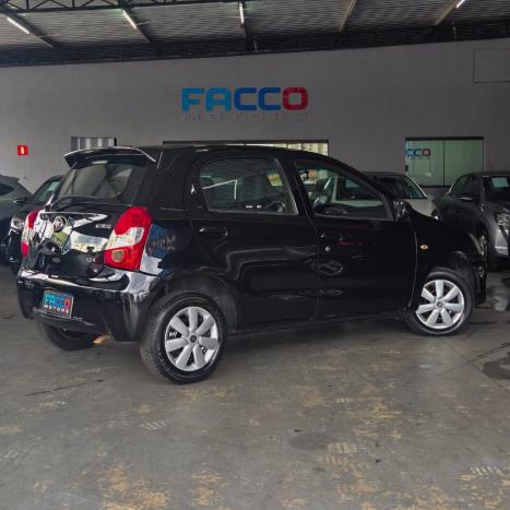 TOYOTA Etios Hatch 1.3 16V 4P FLEX X, Foto 7