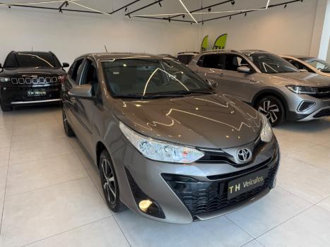 TOYOTA Etios Hatch 1.5 16V 4P FLEX XS AUTOM�TICO, Foto 2