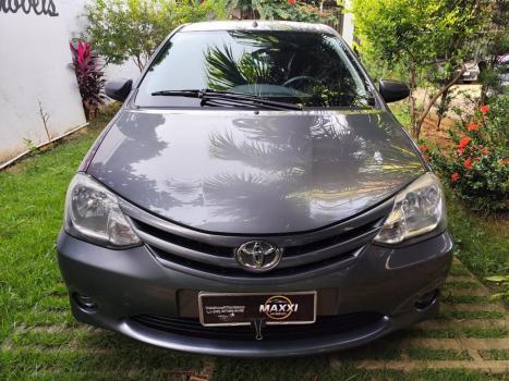 TOYOTA Etios Hatch 1.3 16V 4P FLEX X, Foto 1