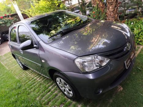 TOYOTA Etios Hatch 1.3 16V 4P FLEX X, Foto 5