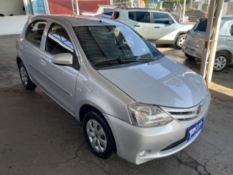 TOYOTA Etios Hatch 1.3 16V 4P FLEX X, Foto 8