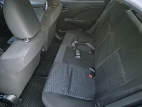 TOYOTA Etios Hatch 1.3 16V 4P FLEX X, Foto 11