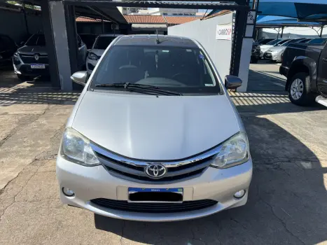 TOYOTA Etios Hatch 1.5 16V 4P FLEX XLS, Foto 3