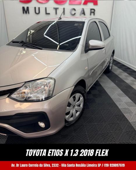 TOYOTA Etios Hatch 1.3 16V 4P FLEX X, Foto 3