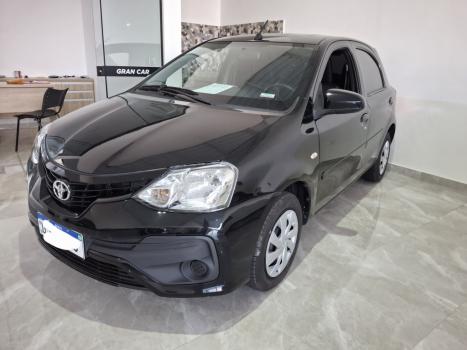 TOYOTA Etios Hatch 1.5 16V 4P FLEX XS AUTOM�TICO, Foto 2