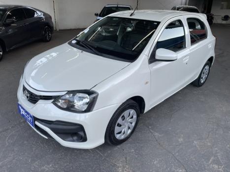 TOYOTA Etios Hatch 1.3 16V 4P FLEX X AUTOM�TICO, Foto 6