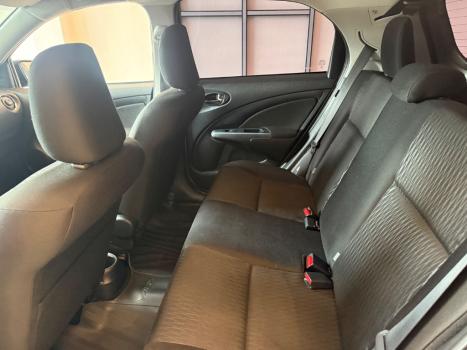 TOYOTA Etios Hatch 1.5 16V 4P FLEX X PLUS, Foto 9