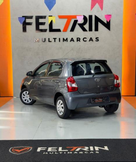TOYOTA Etios Hatch 1.5 16V 4P FLEX XS, Foto 6